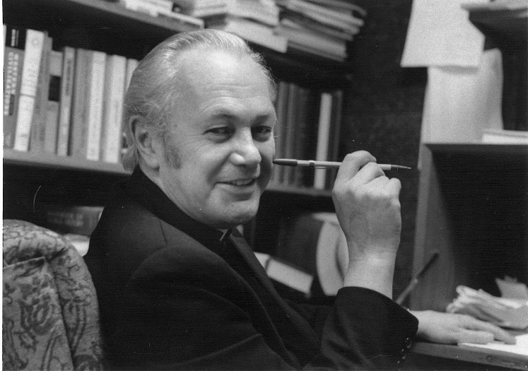 The MacKinnon Dinner The University of Waterloo History Society